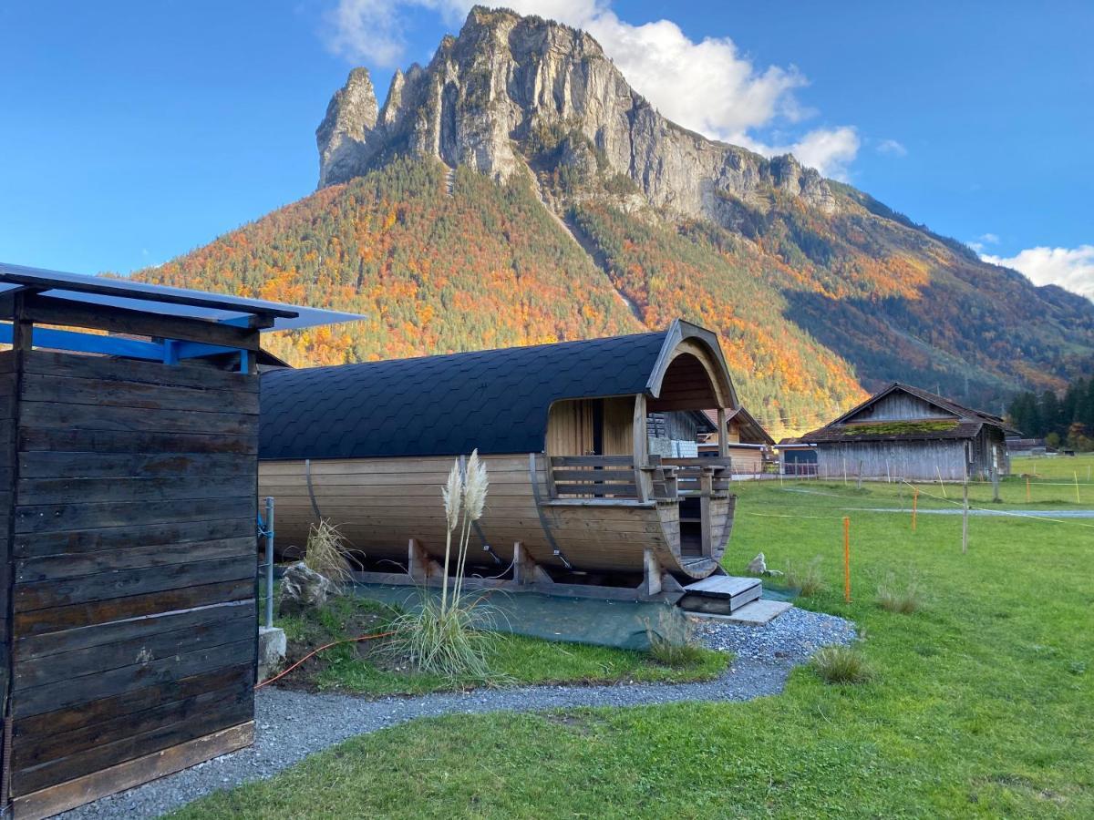Schlafen Im Fass - Schlaffass - Abenteuer - Romantik - Haslifass Innertkirchen Extérieur photo