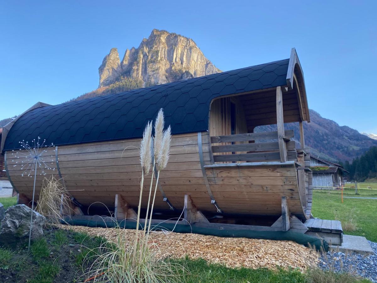Schlafen Im Fass - Schlaffass - Abenteuer - Romantik - Haslifass Innertkirchen Extérieur photo