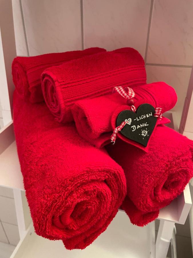Schlafen Im Fass - Schlaffass - Abenteuer - Romantik - Haslifass Innertkirchen Extérieur photo