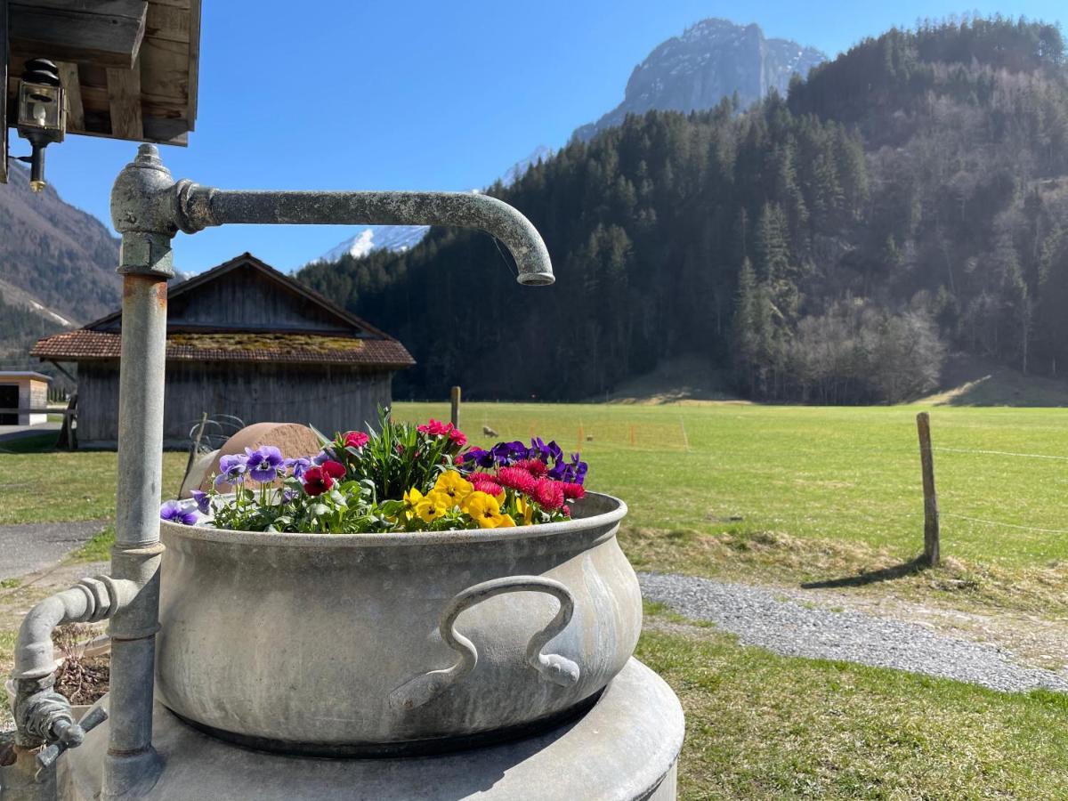 Schlafen Im Fass - Schlaffass - Abenteuer - Romantik - Haslifass Innertkirchen Extérieur photo