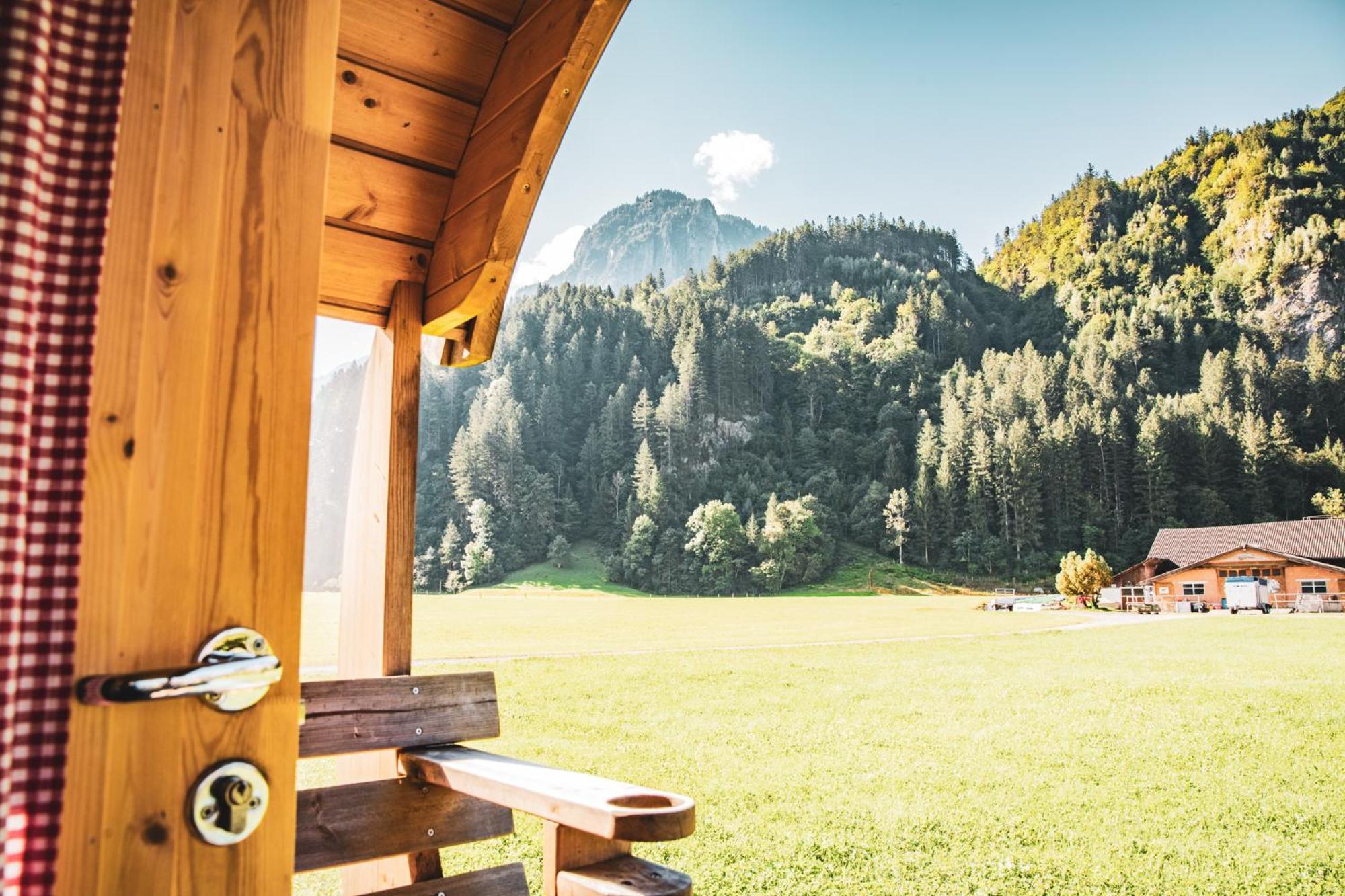 Schlafen Im Fass - Schlaffass - Abenteuer - Romantik - Haslifass Innertkirchen Extérieur photo
