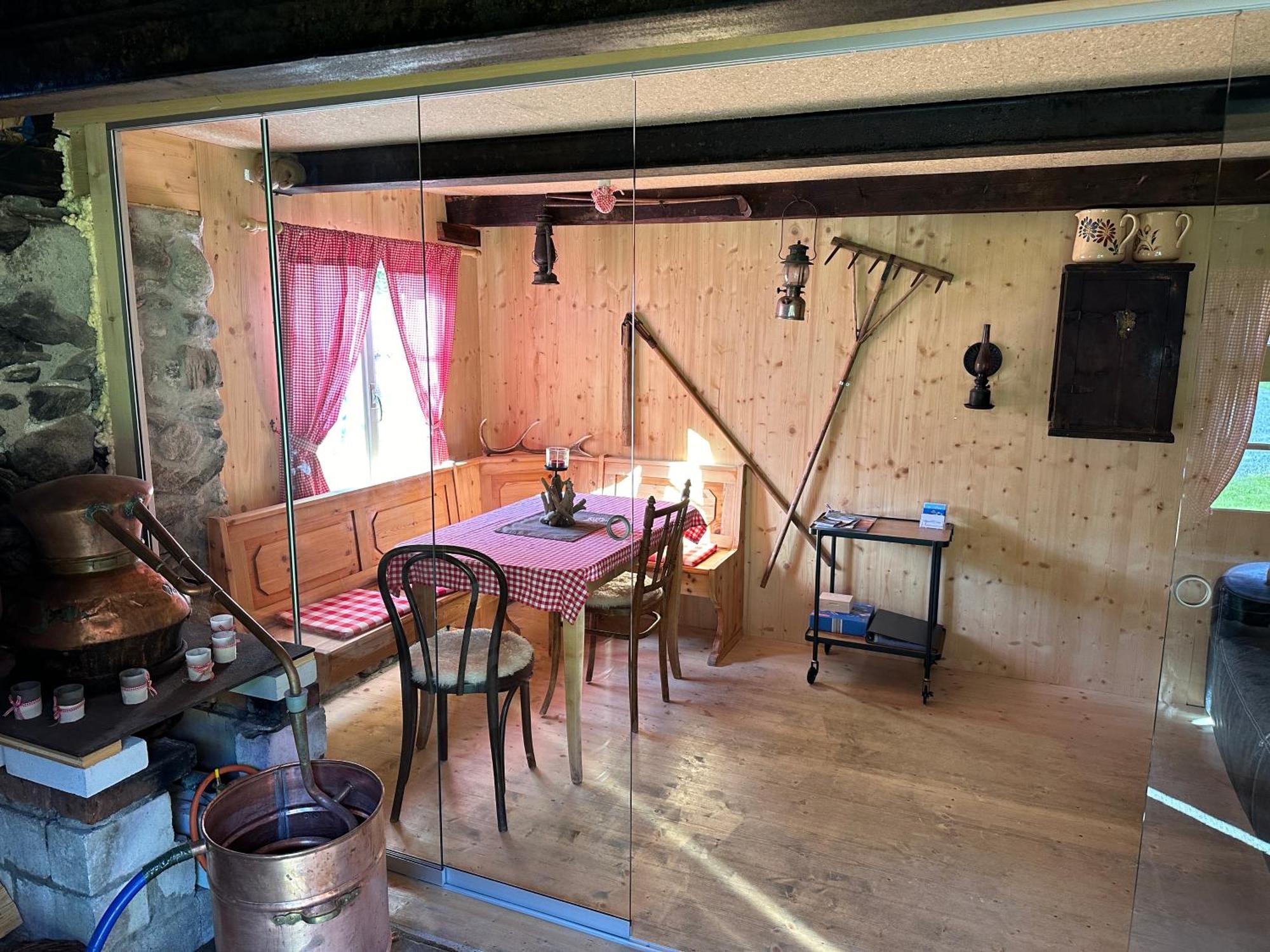 Schlafen Im Fass - Schlaffass - Abenteuer - Romantik - Haslifass Innertkirchen Extérieur photo