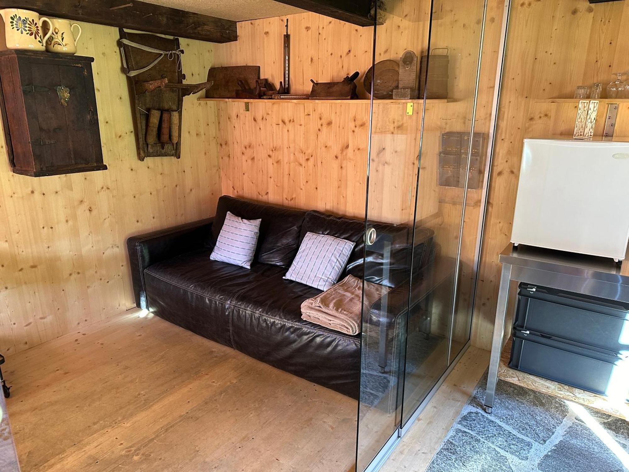 Schlafen Im Fass - Schlaffass - Abenteuer - Romantik - Haslifass Innertkirchen Extérieur photo